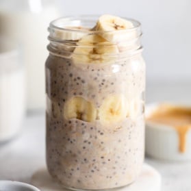 peanut butter banana overnight oats in a jar